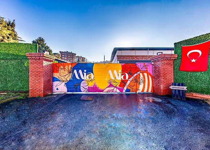 Mia Mia Suites